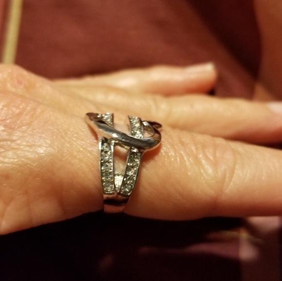 Love Heart Ring - Picture 6 of 6